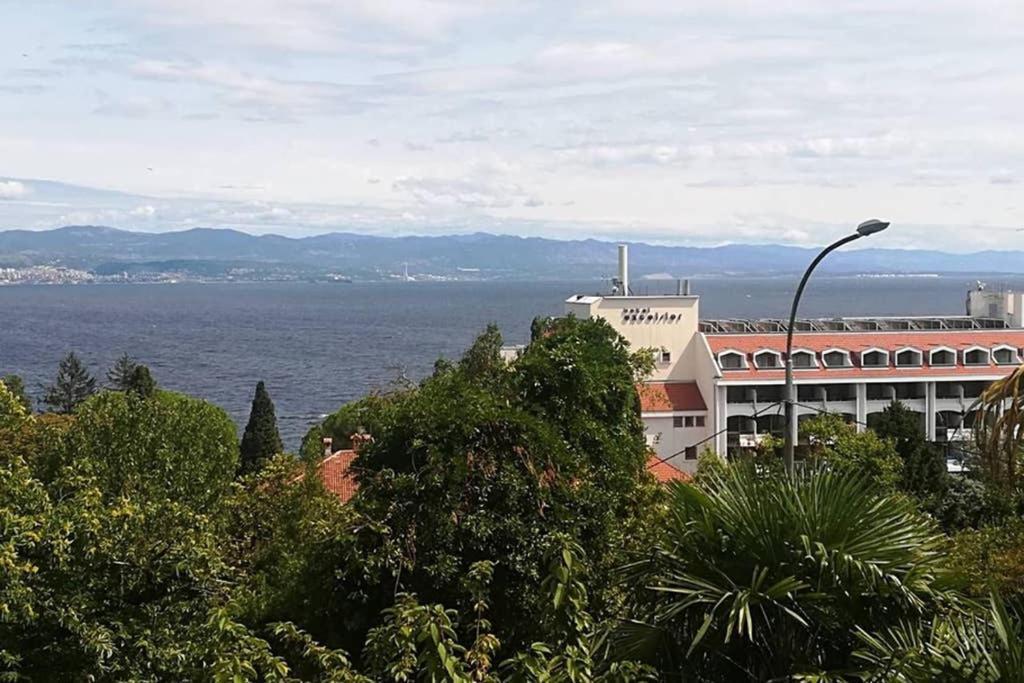 Sea View Apartment Lovran